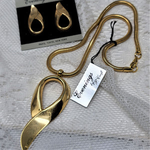 Vintage Necklace & Earring Set Goldtone Pierced Earrings