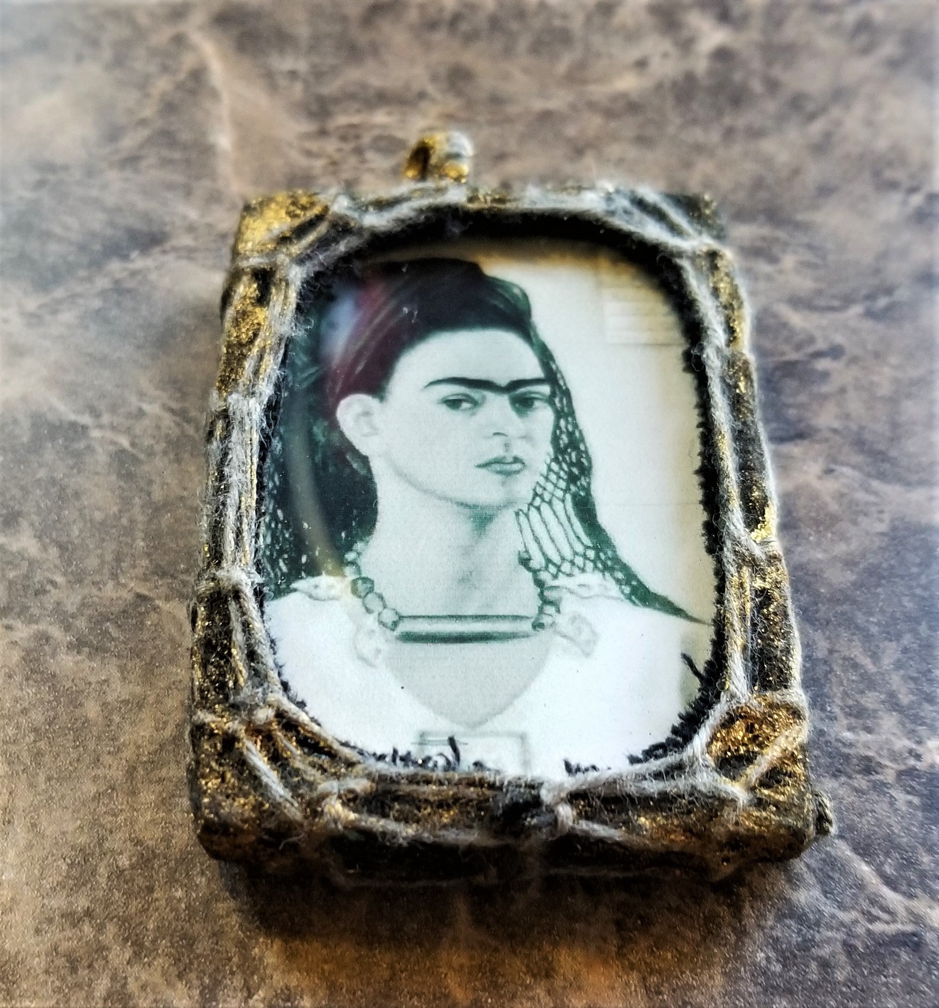 Pendant with Frida Kahlo photo Artist Mexican framed in Tibetan Cotton Dusted with Gold Unique Large