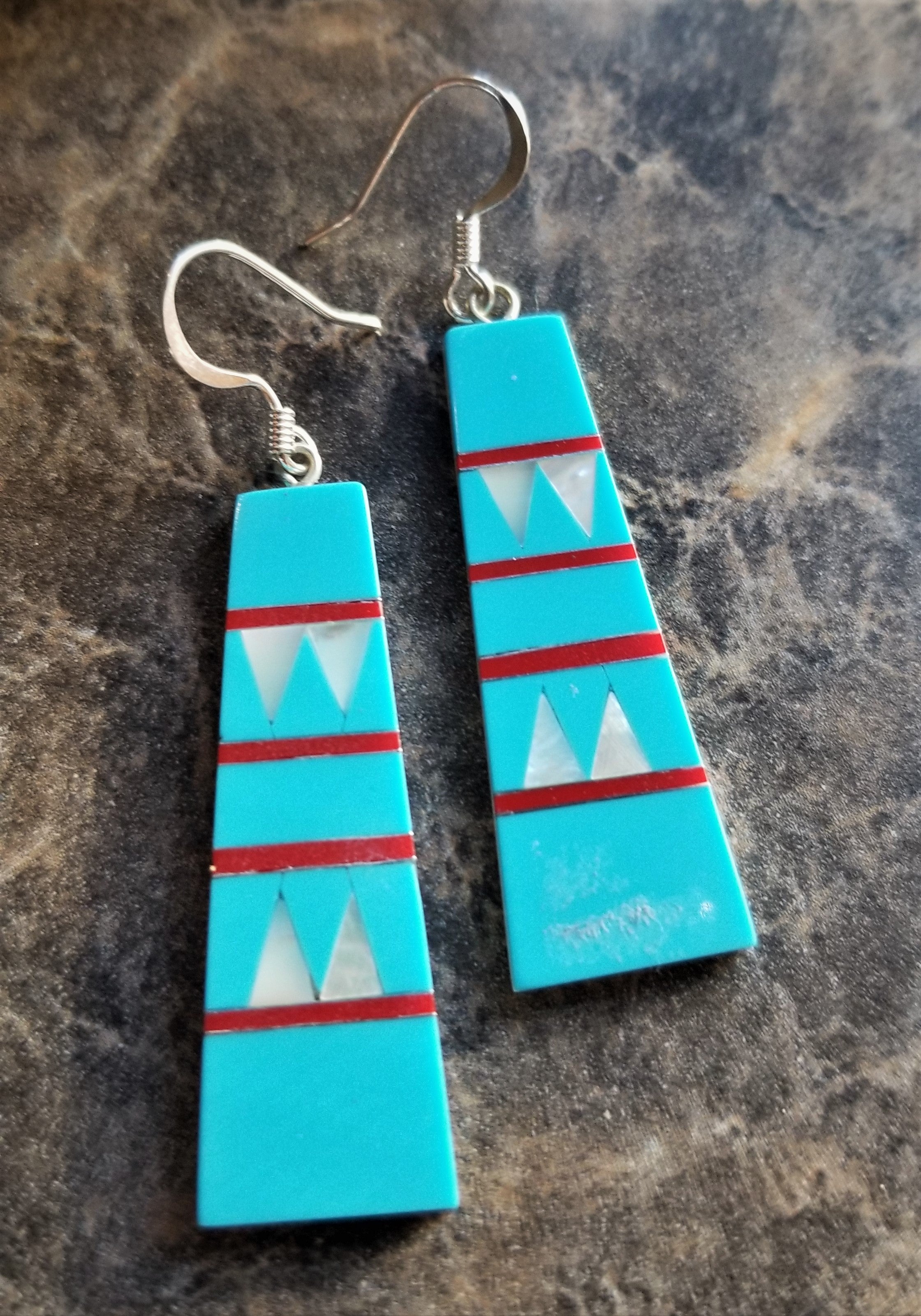 Southwest Style Dangle Earring Native American style Mother of Pearl