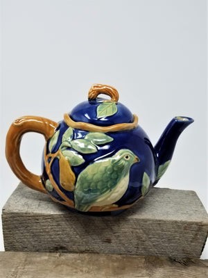 Vintage Ceramic Teapot Bird Dove Royal Blue 48 OZ Rare