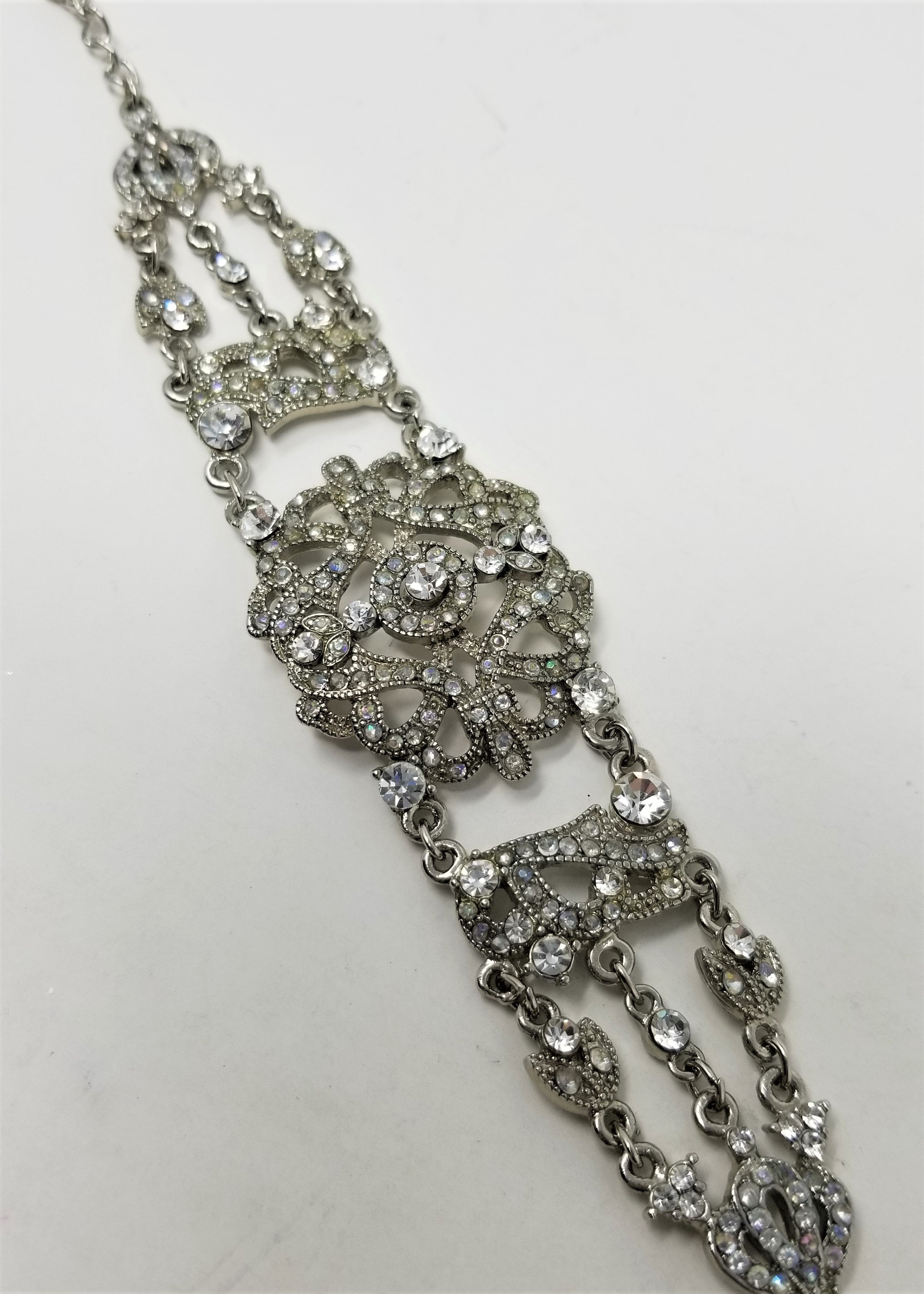 Vintage Rhinestone Bracelet Delicate & Beautiful