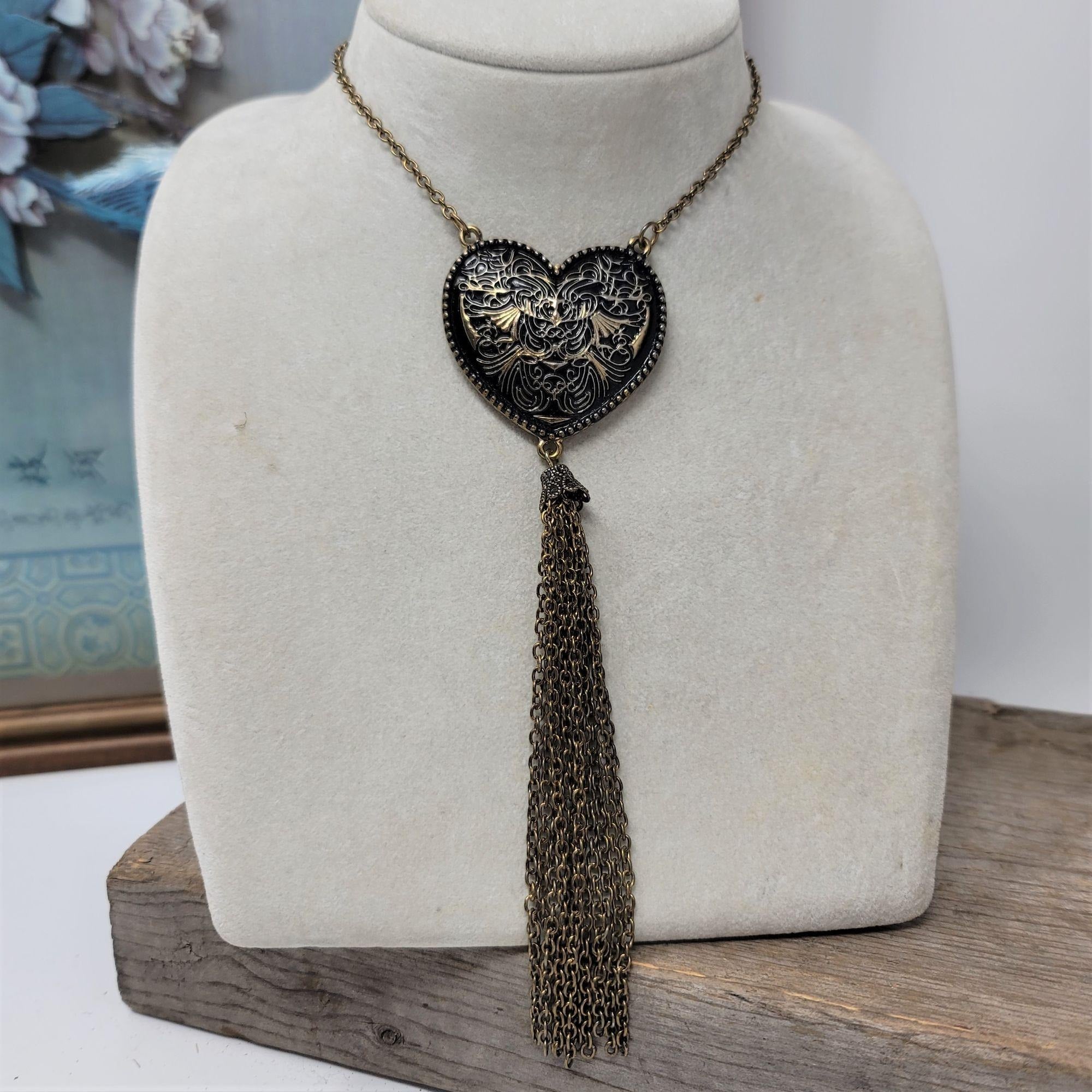 Exotic Heart Necklace Long Chain Tassel