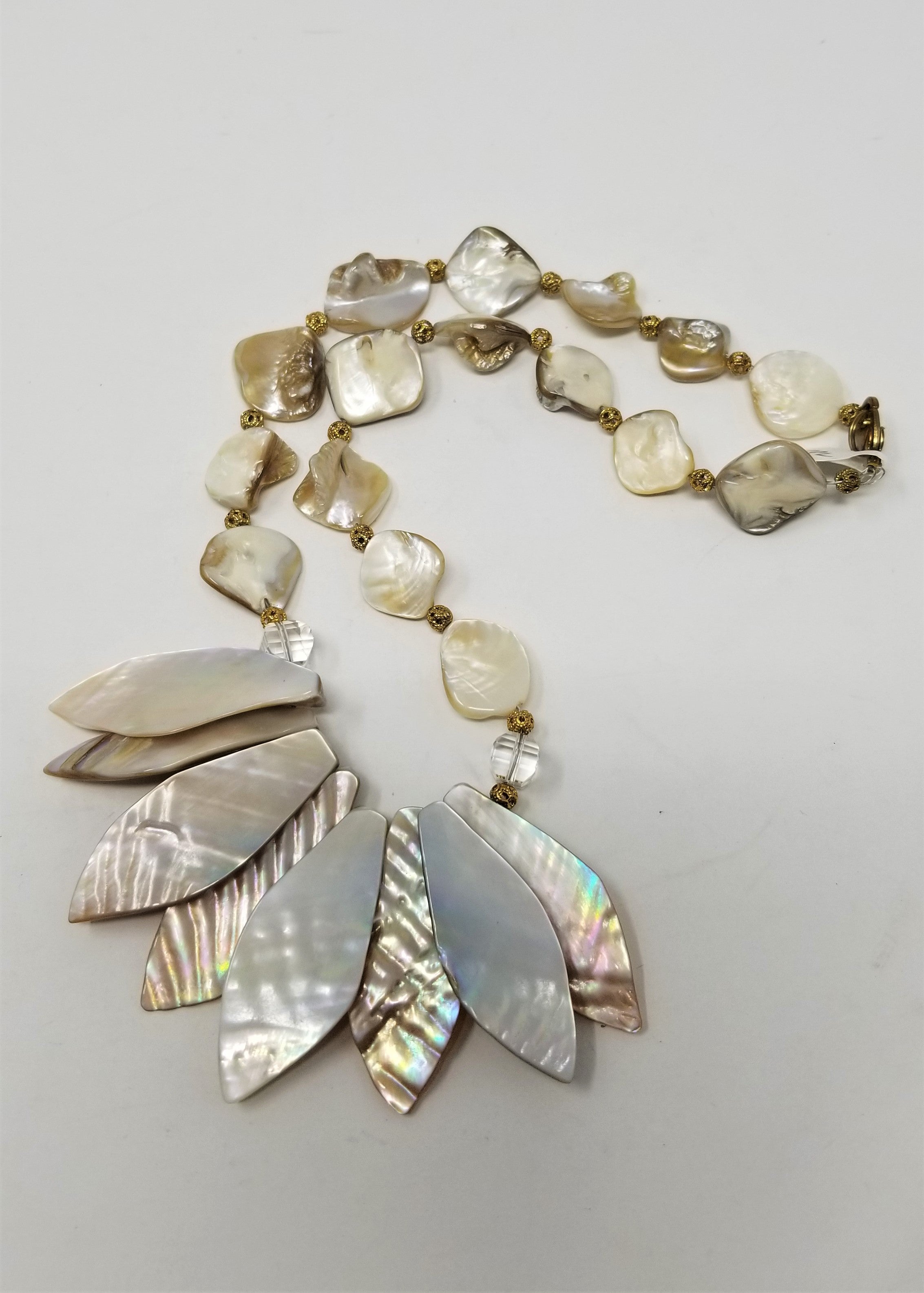 Stunning MOP Shell Necklace 16" Choker Lots of Luster