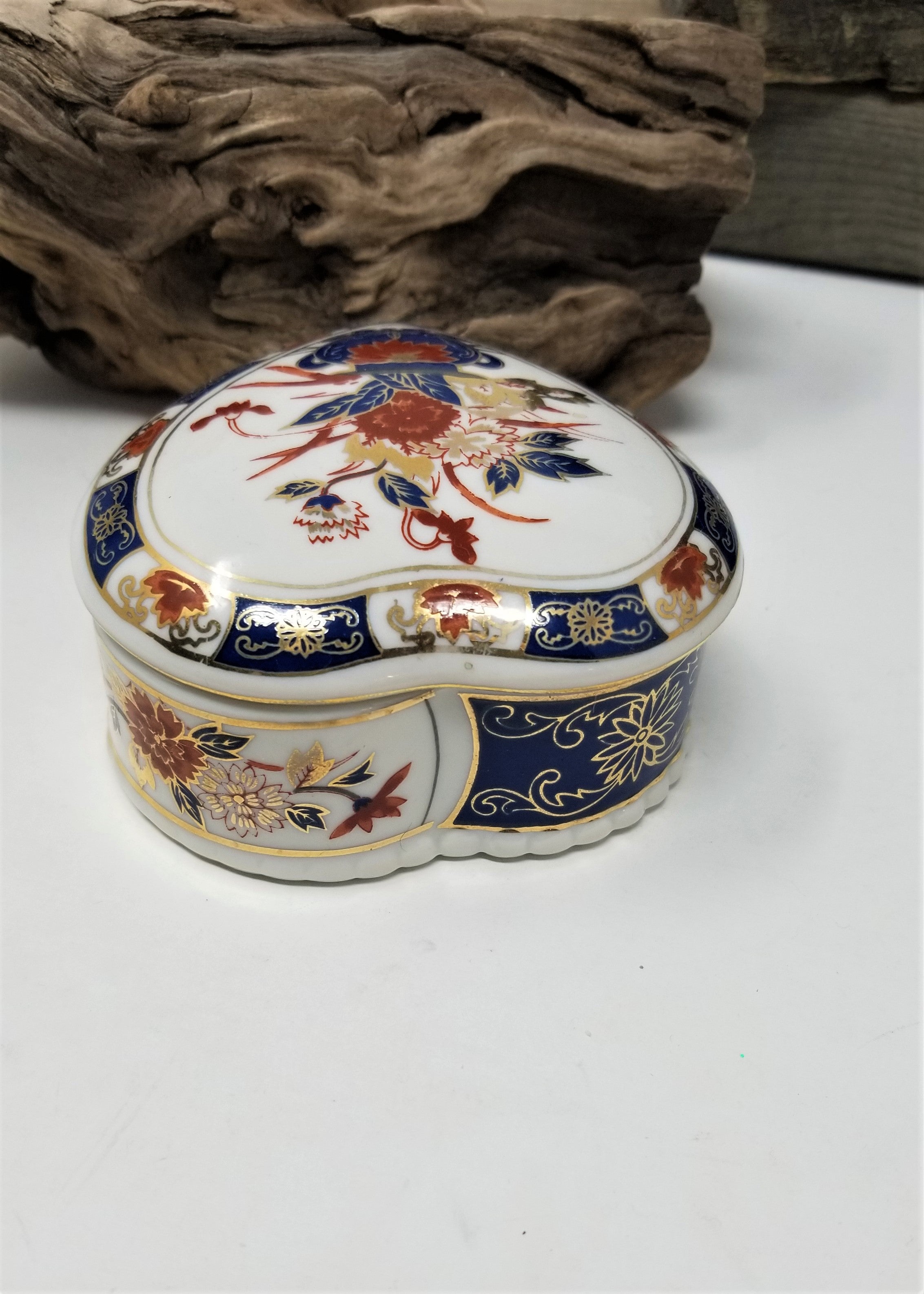 Porcelain Vintage Trinket Box Floral Made in Japan