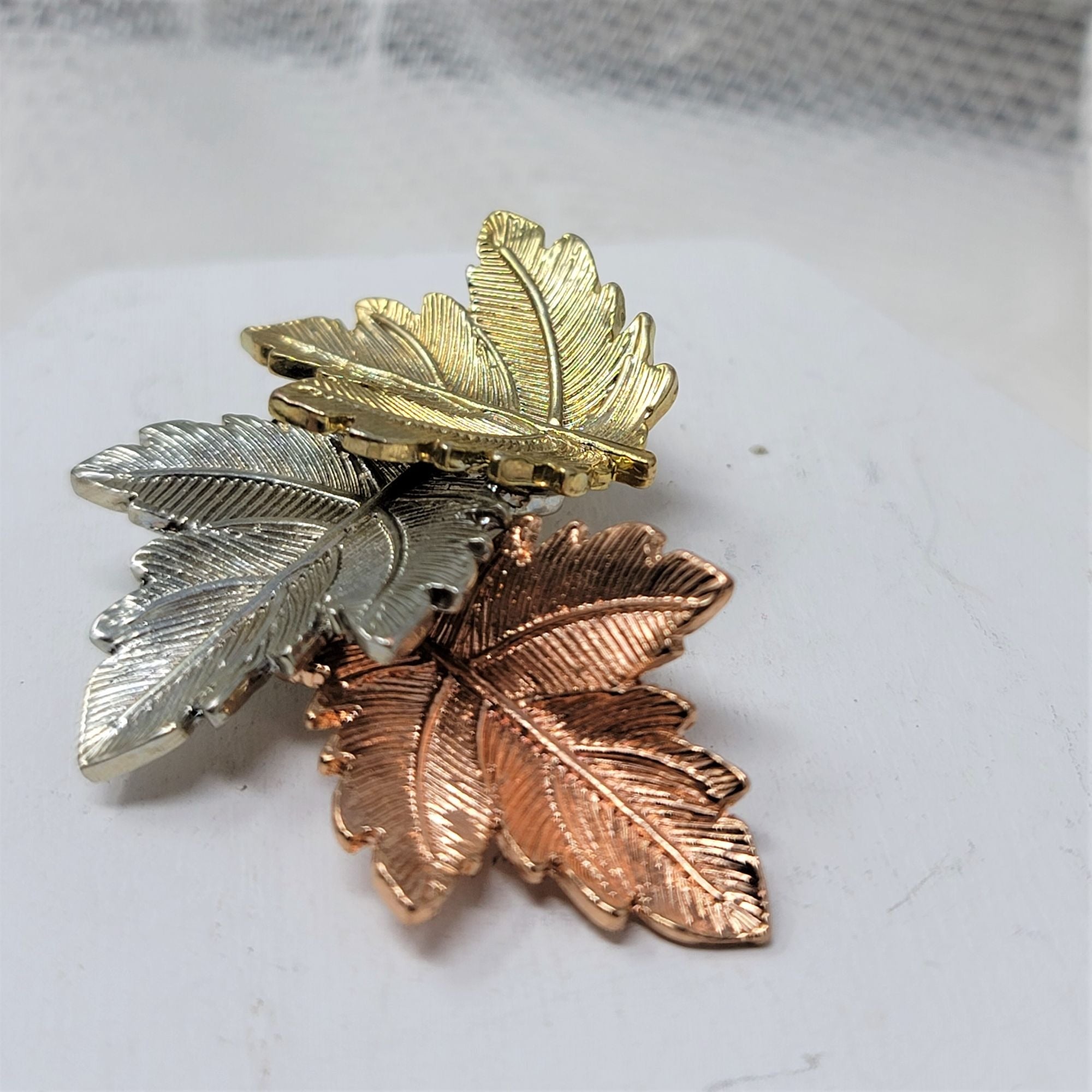 Triple Leaf Pin Brooch Silver Gold Copper Nice Detail