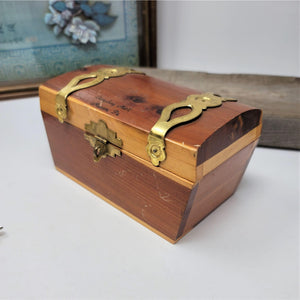 Vintage Souvenir Wood Trinket Box Chest Gettysburg PA