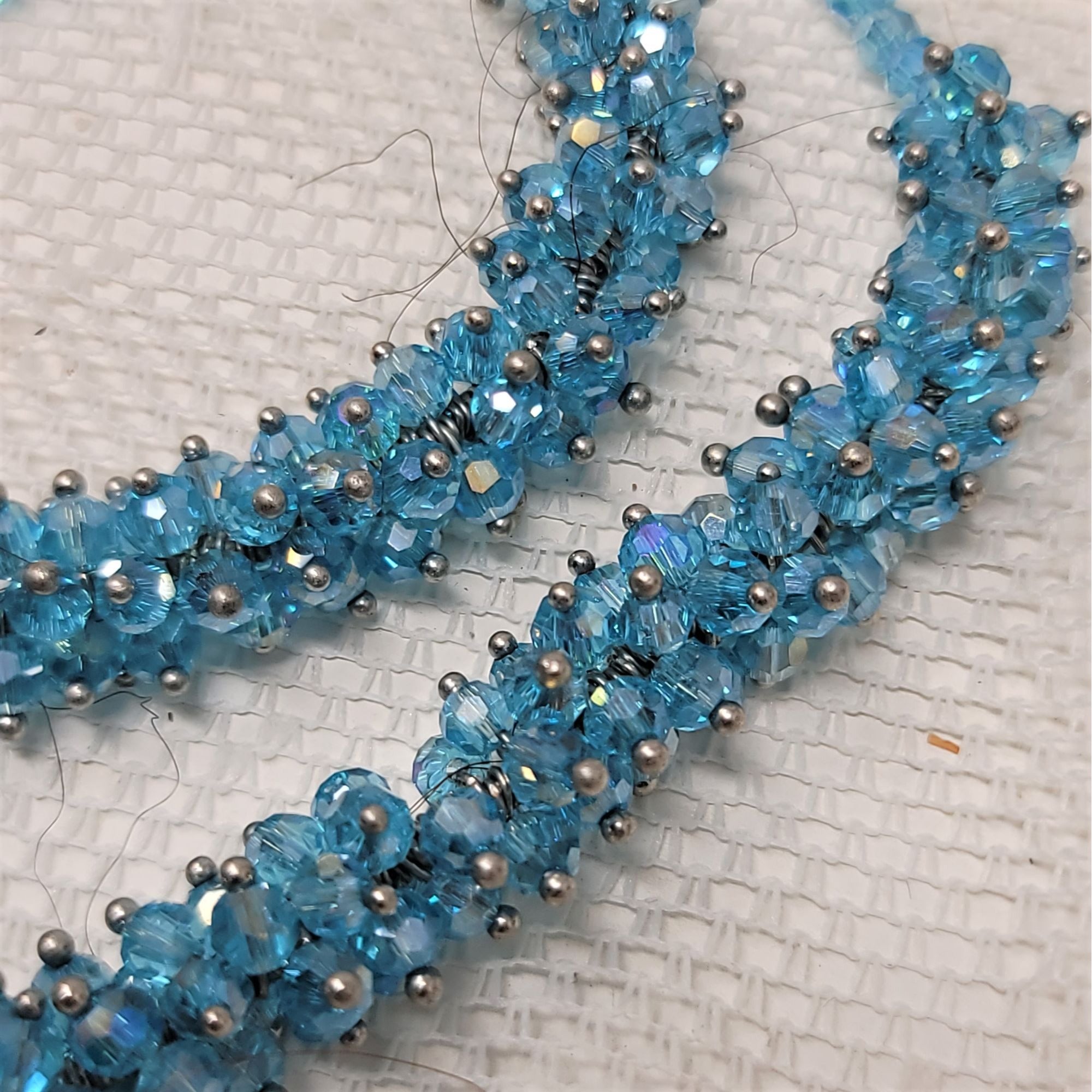 Twinkling Glass Bead Necklace Beautiful Sky Blue