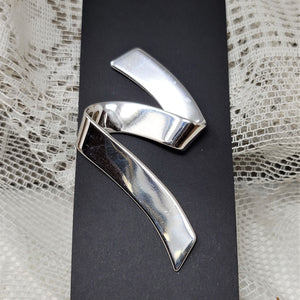 Vintage Monet Silver-Tone Ribbon Brooch Pin