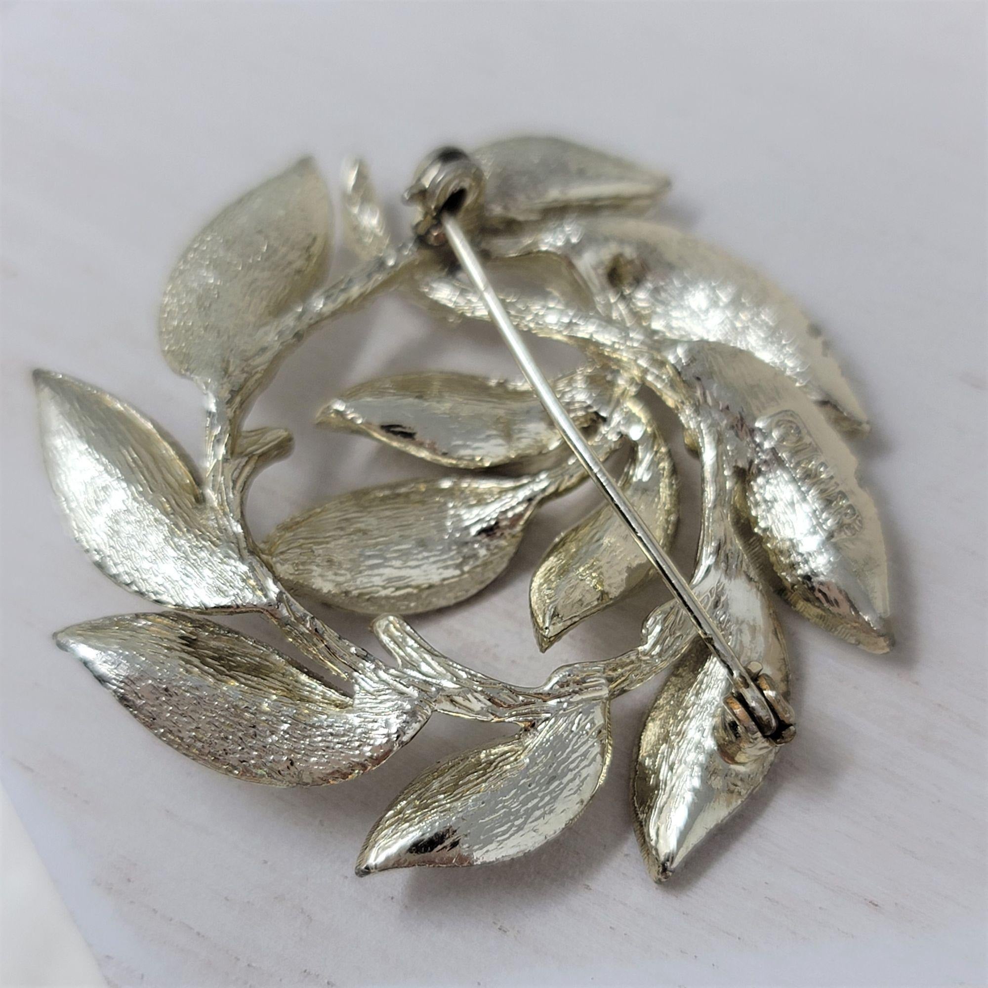Lisner Leaf Circle Pin Brooch Silver Vintage
