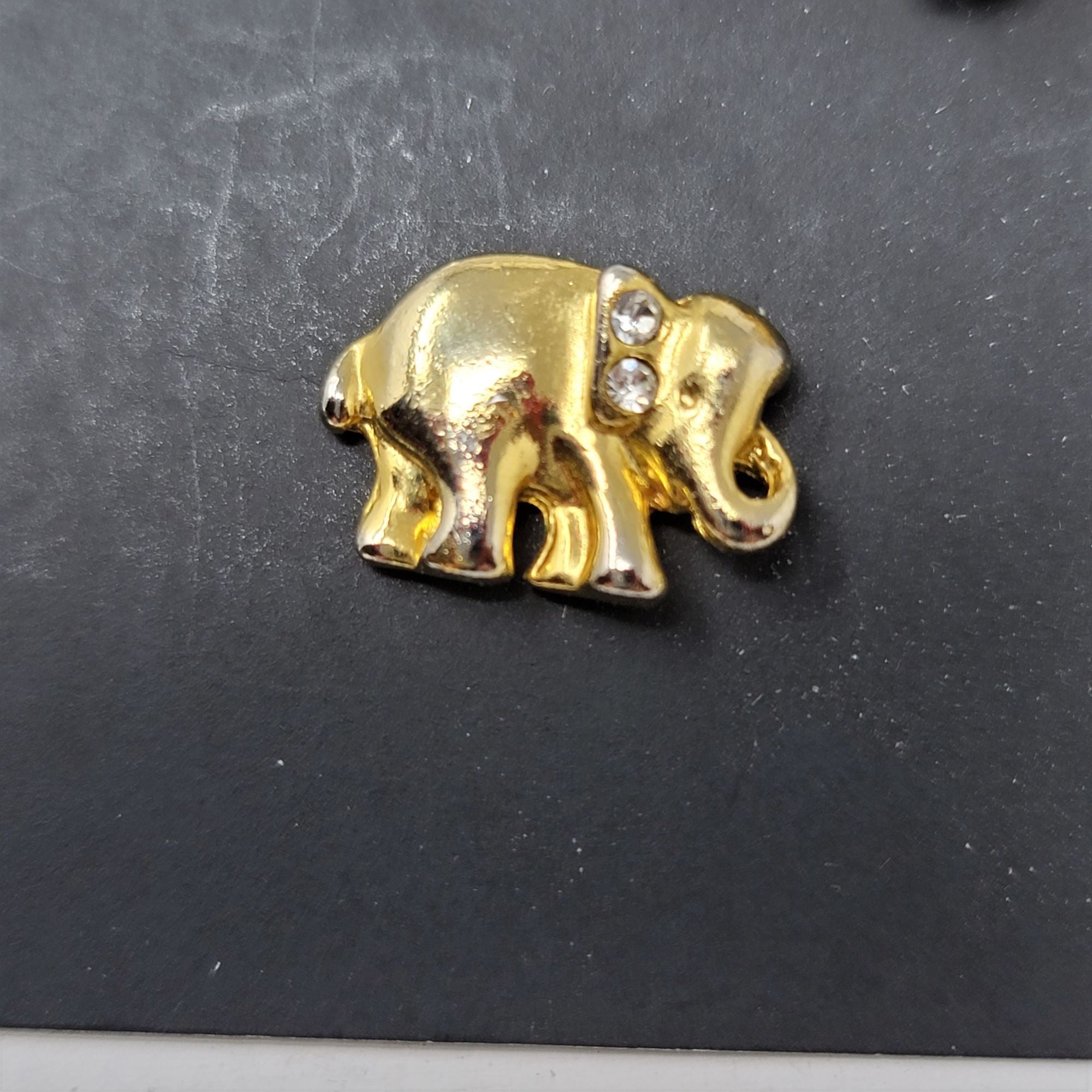 Elephant w/ Rhinestones Pin Brooch & Earring Set Goldtone SWEET