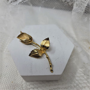 Vintage Giovanni Signed Gold Tone Rose Brooch Pin