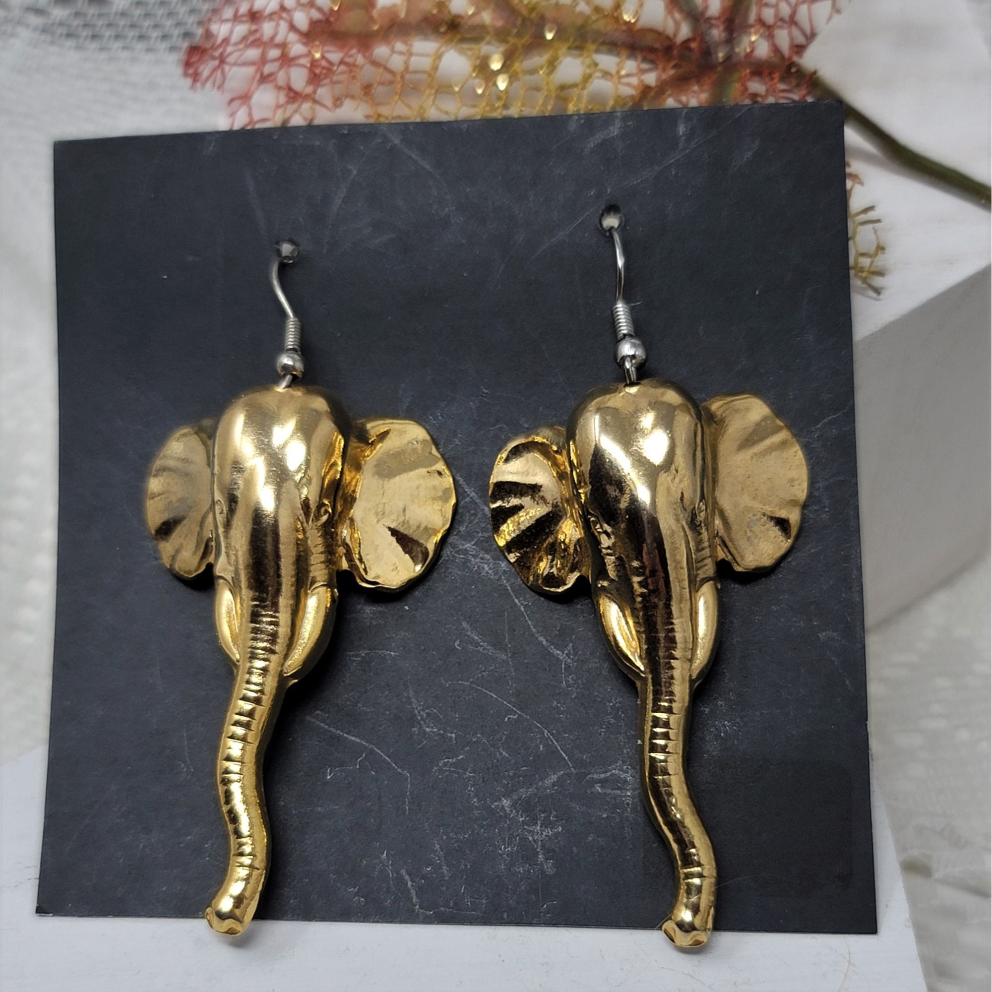 Handsome Elephant Head Pierced Earrings Ear Wires